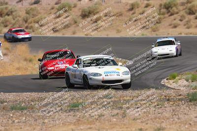 media/Jun-01-2025-CalClub SCCA (Sun) [[eae223c5dd]]/Group 5/Qualifying/